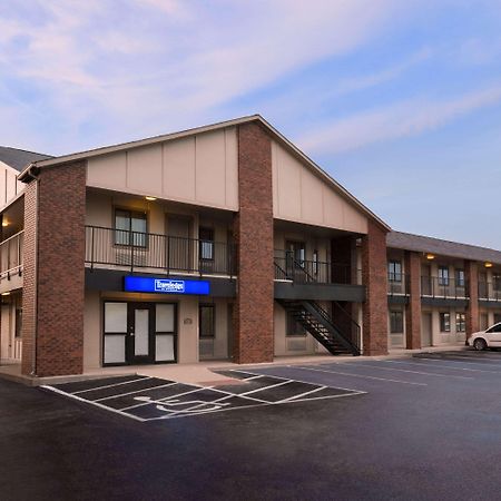 Travelodge By Wyndham Wellington Εξωτερικό φωτογραφία