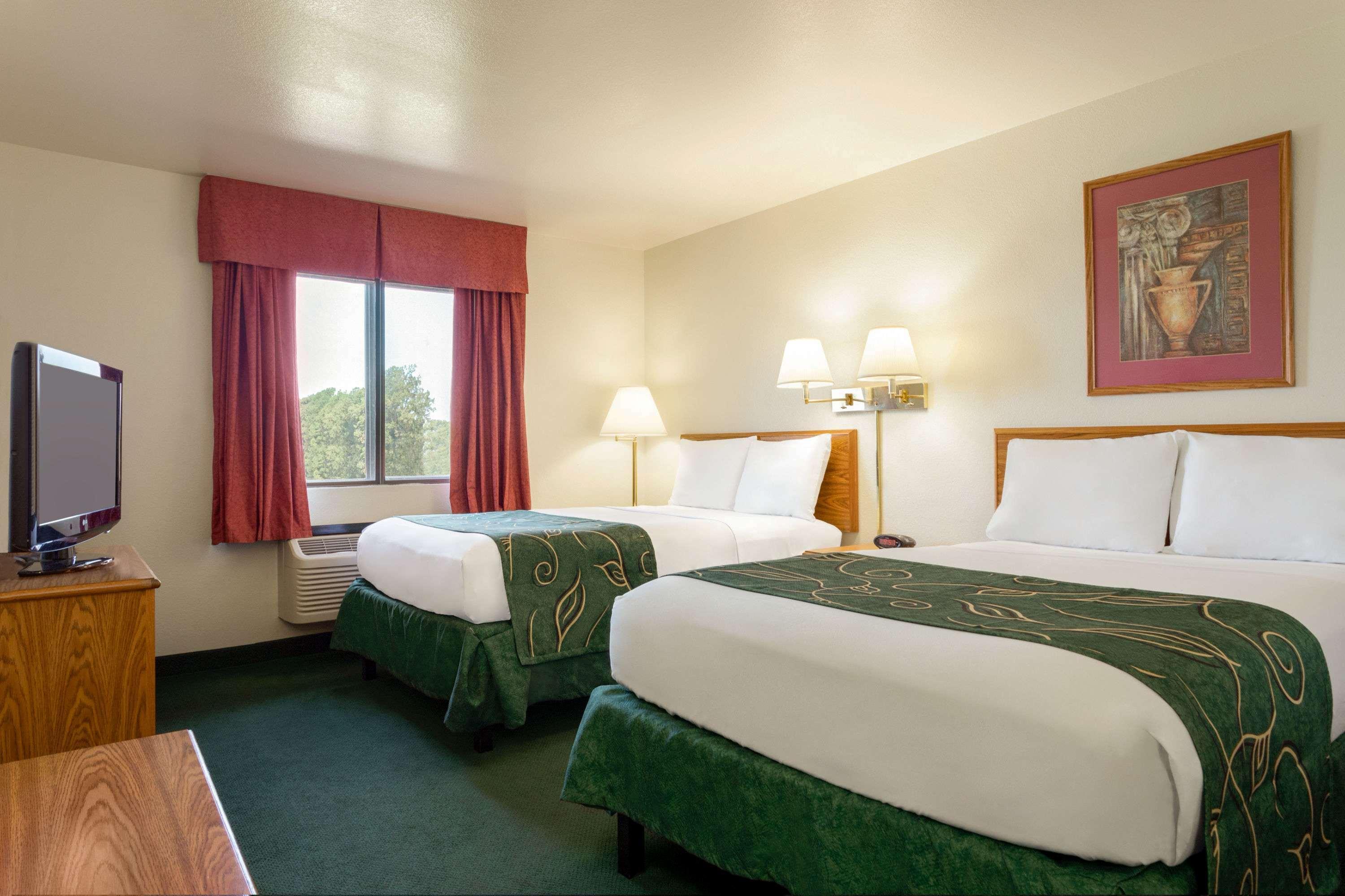 Travelodge By Wyndham Wellington Εξωτερικό φωτογραφία