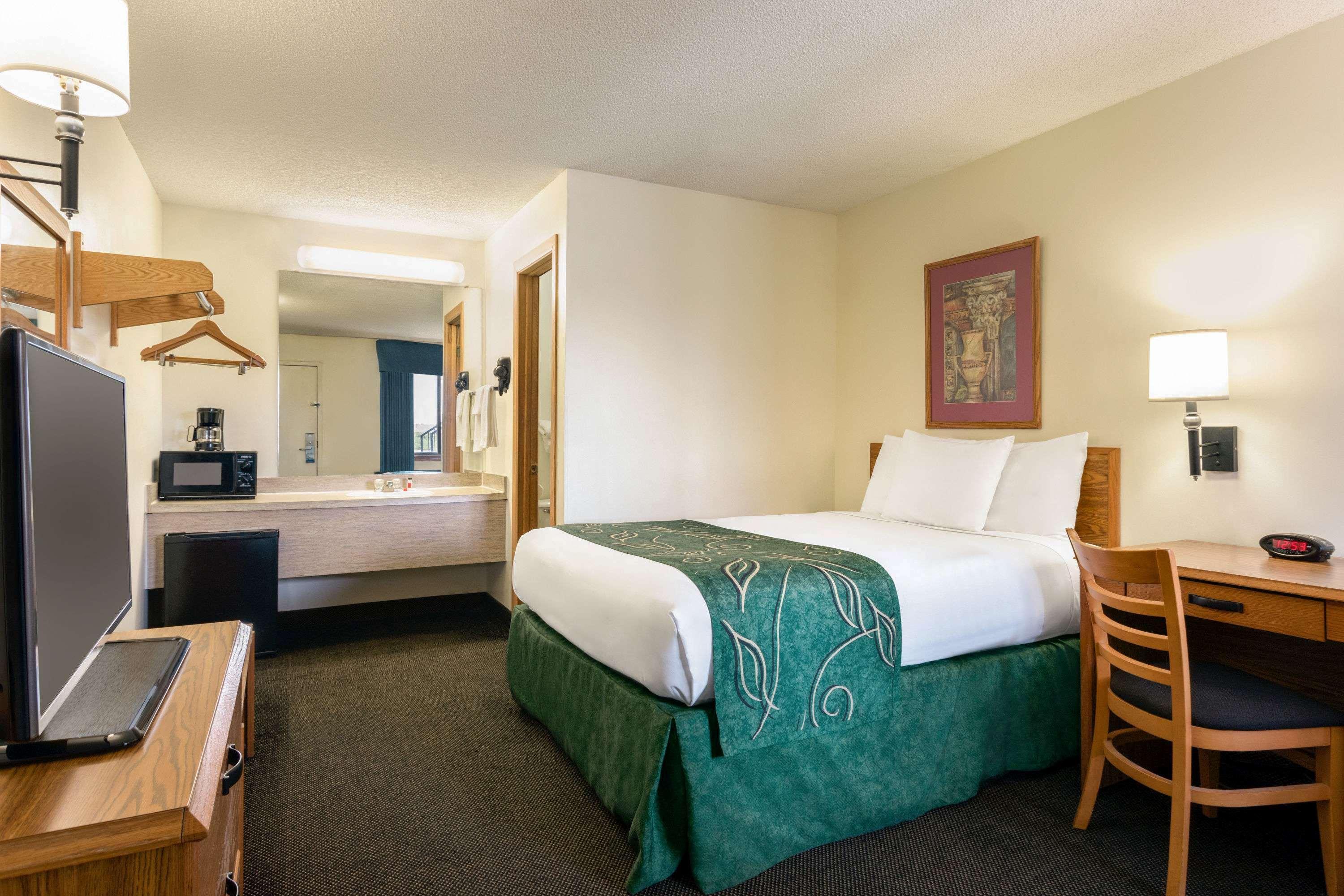 Travelodge By Wyndham Wellington Εξωτερικό φωτογραφία