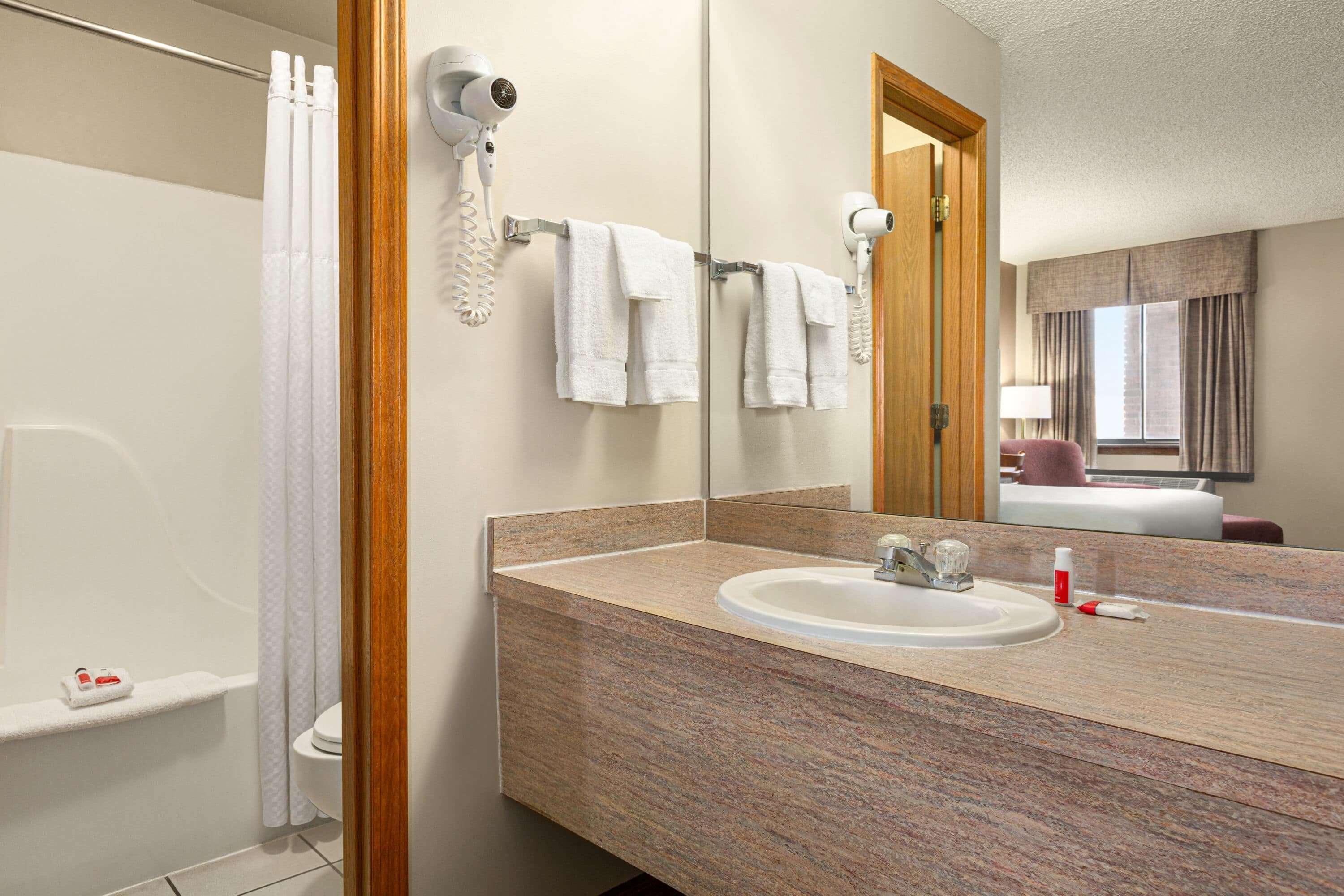 Travelodge By Wyndham Wellington Εξωτερικό φωτογραφία